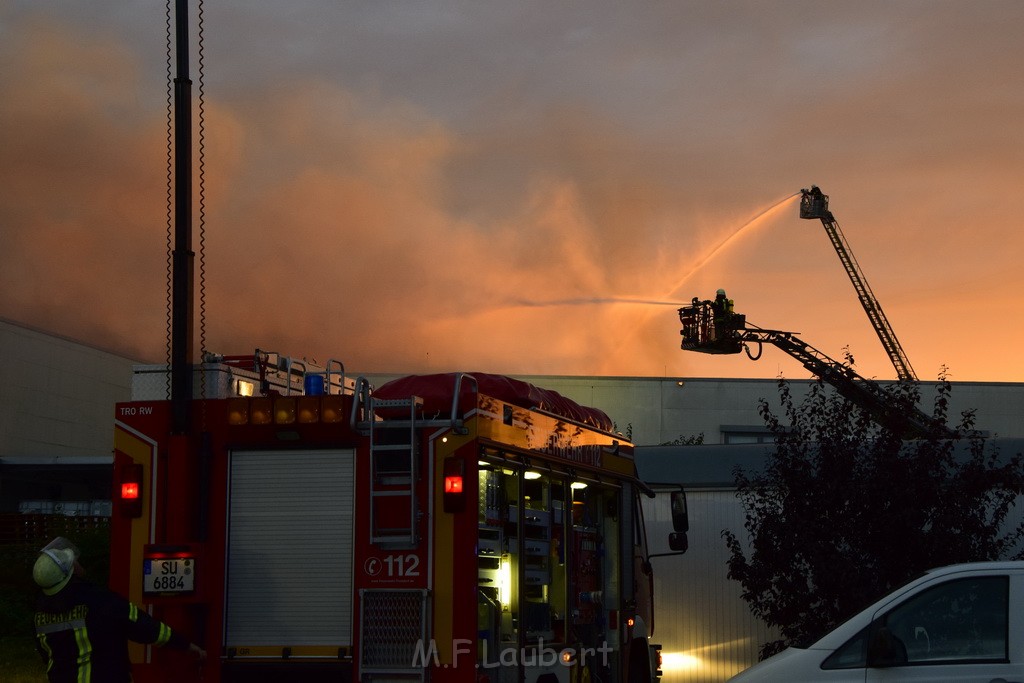 Grossbrand Halle Troisdorf Kriegsdorf Junkersring P302.JPG - Miklos Laubert